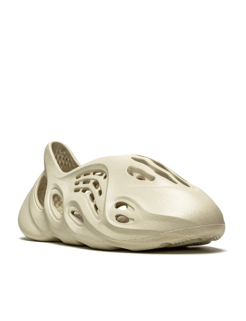 Adidas Yeezy Foam Runner “Sand”