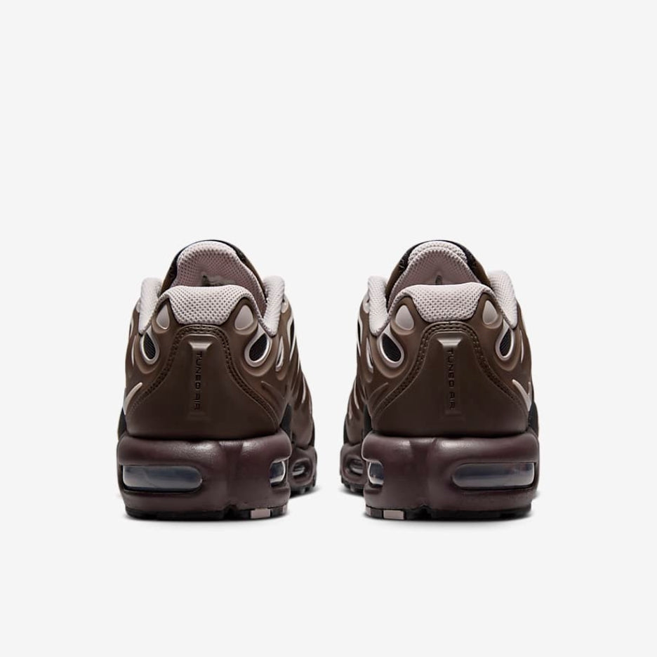 Nike Air Max Plus Drift “Baroque Brown”