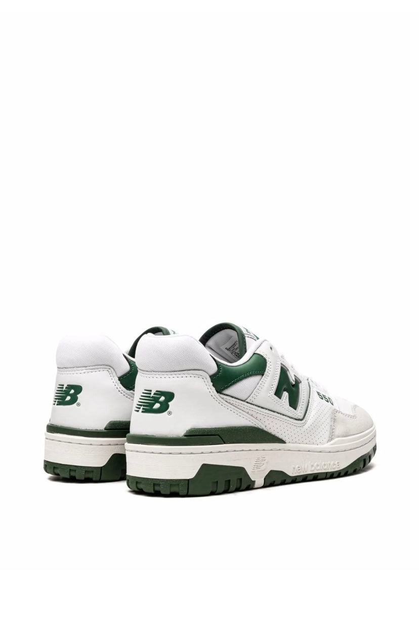 New Balance 550’s Green/White Sneakers