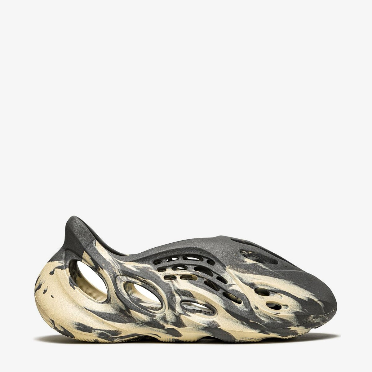 Adidas Yeezy Foam Runner “Moon Gray”