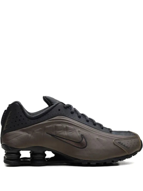 Nike Shox R4 "Ironstone/Off Noir/Off Noir"