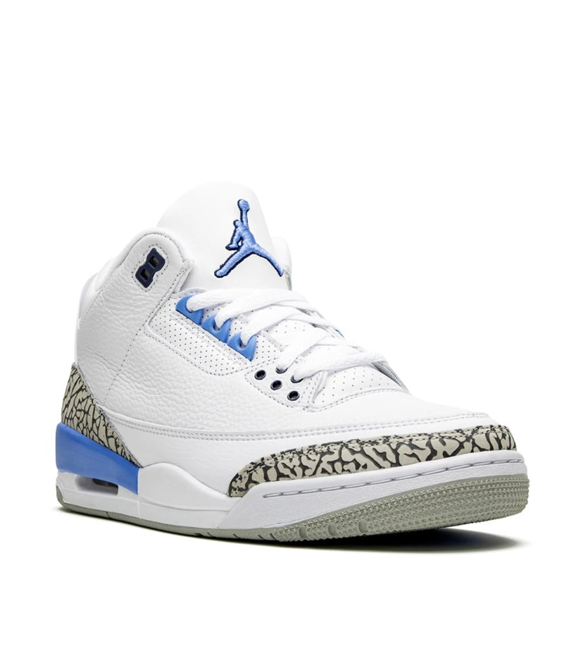 Air Jordan 3 Retro OG “UNC”