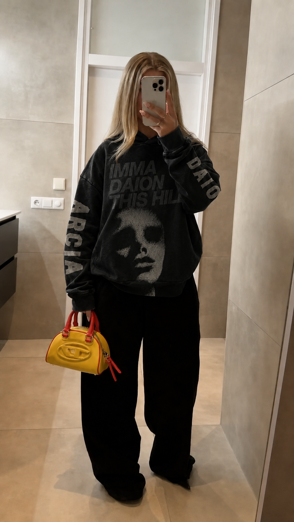Arcia Daion “Le Visage” Hoodie - (WOMEN)
