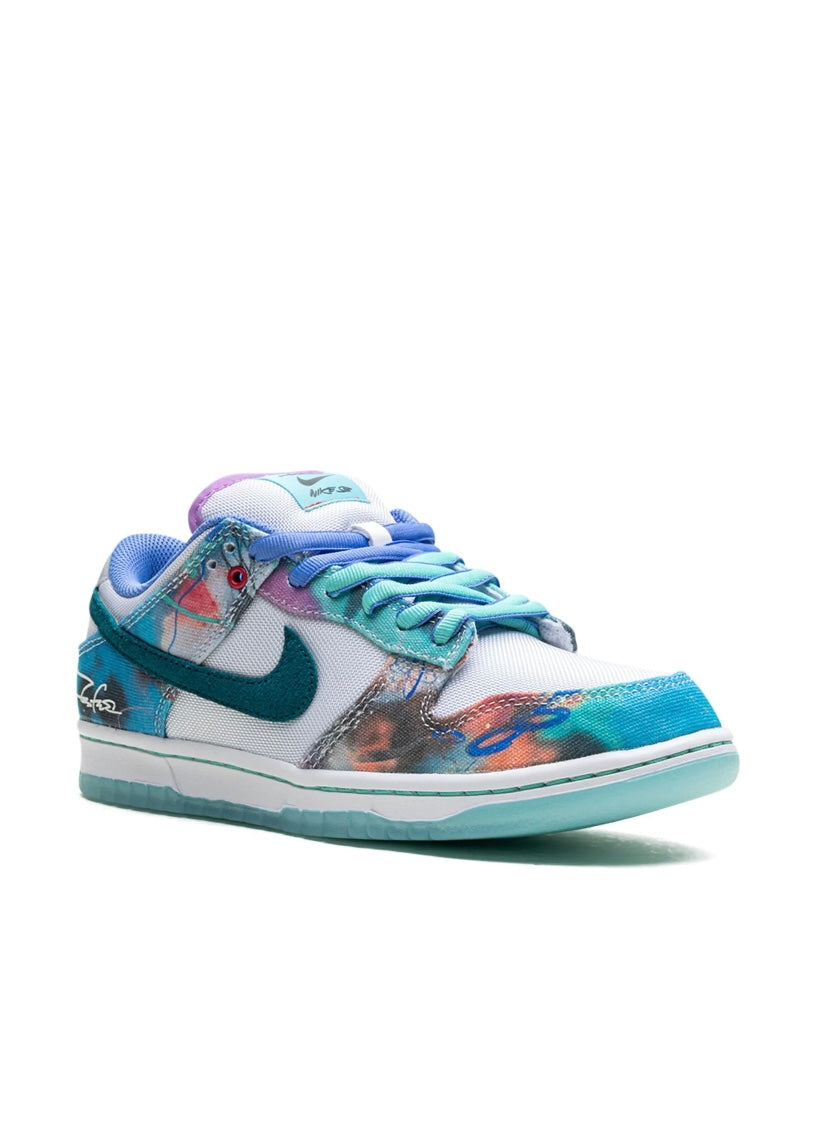 Nike Dunk Low SB X Futura Laboratories “Bleached Aqua”