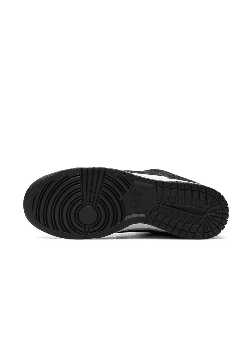 Nike Dunk Low Retro “Black/White - Panda”