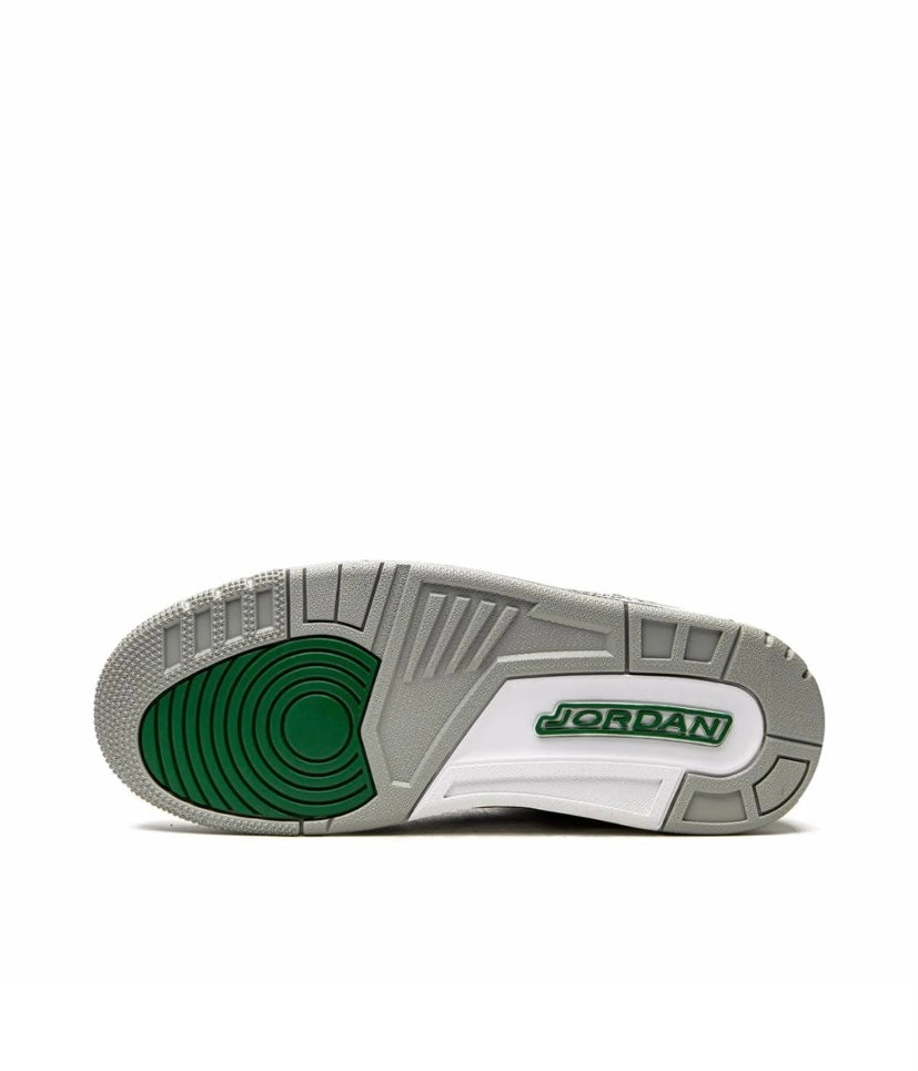 Air Jordan 3 Retro OG “Pine Green”