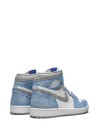 Air Jordan 1 Retro High OG “HyperRoyal”