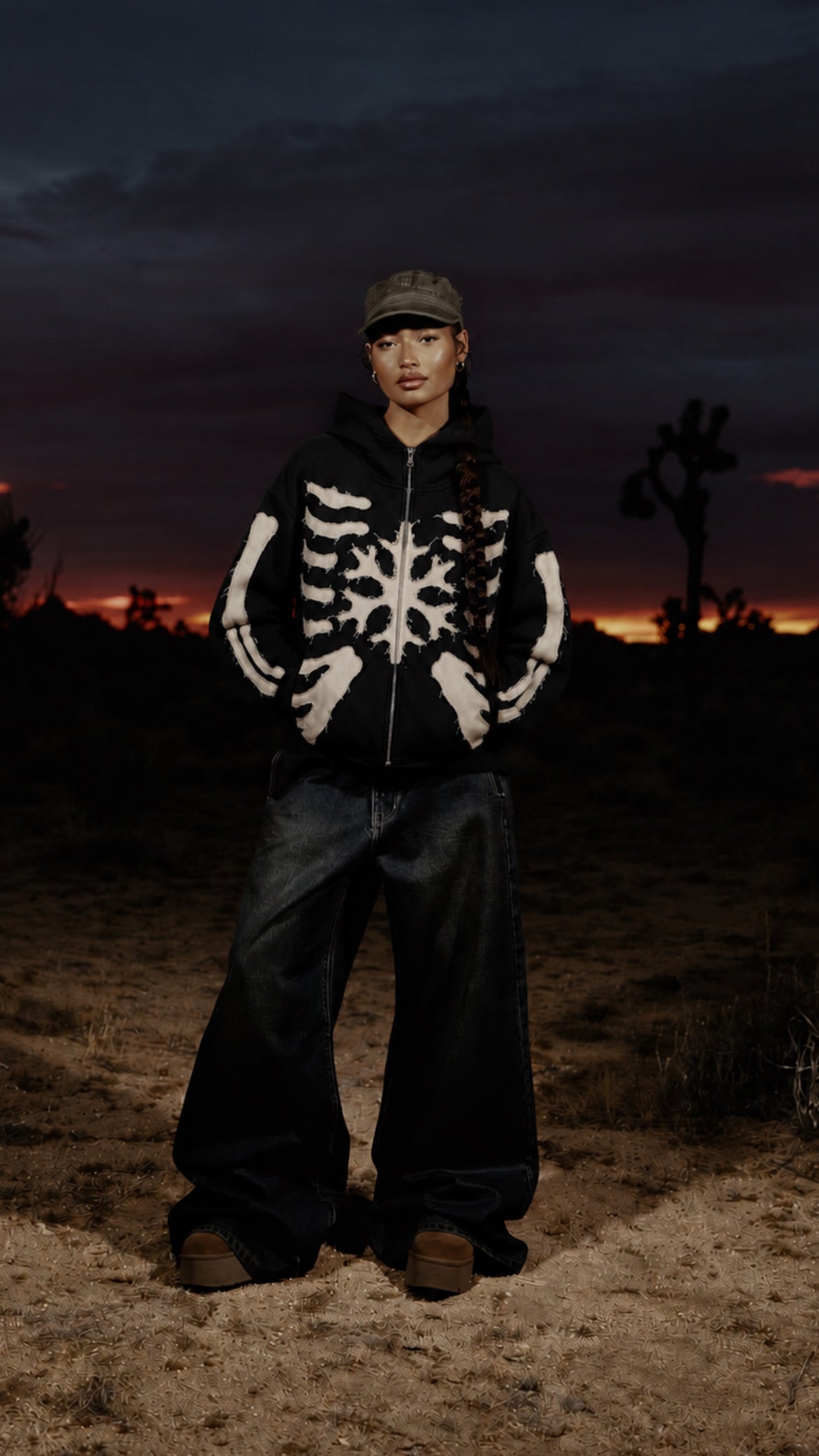 Arcia Daion “Torse” Black Zip Up – Pre Fall 2026 - (WOMEN)