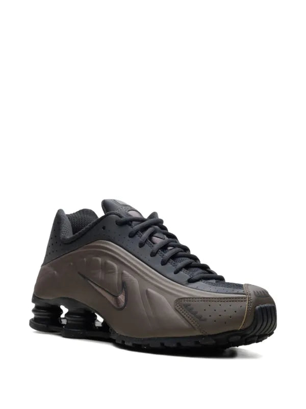 Nike Shox R4 "Ironstone/Off Noir/Off Noir"
