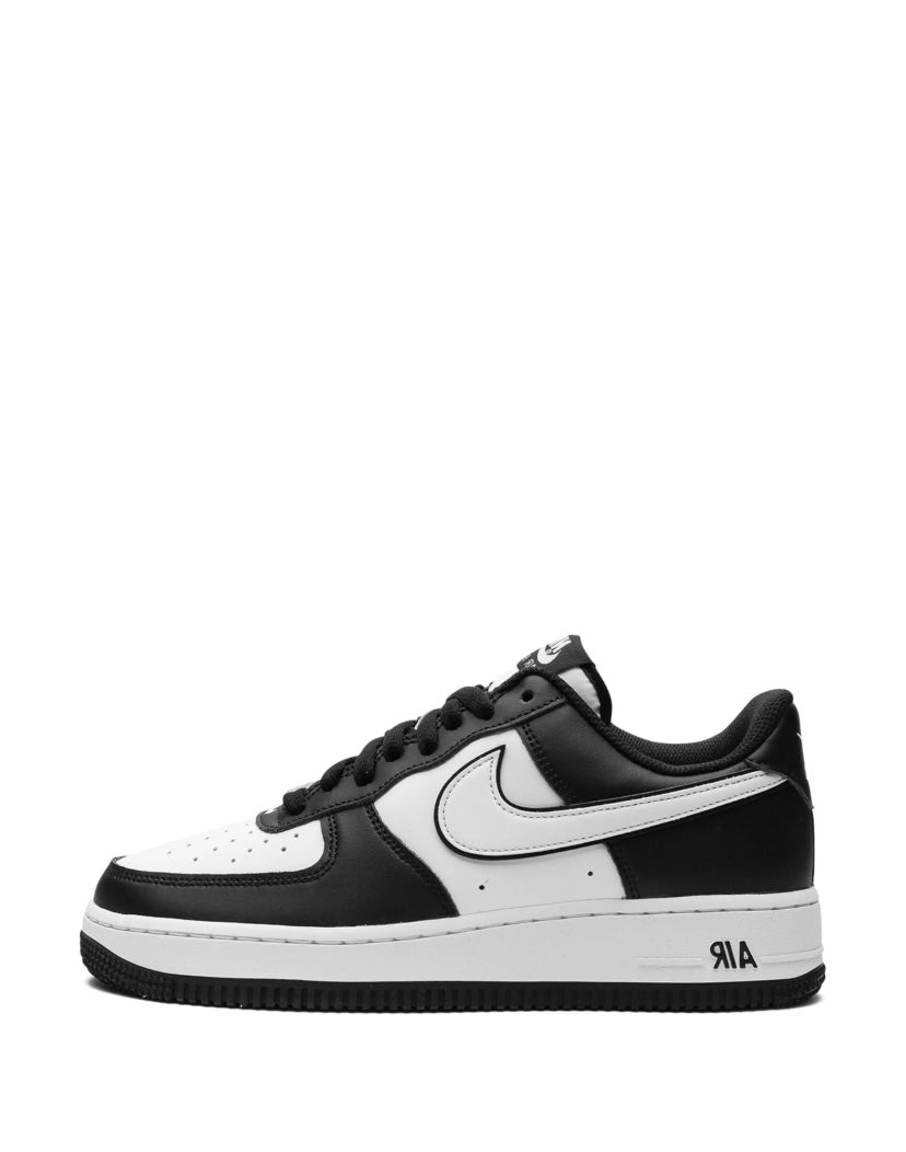Nike Air Force 1 Low “Panda”