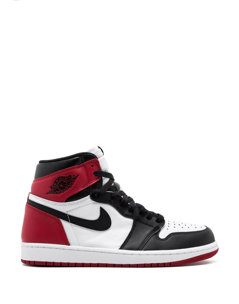 Air Jordan 1 Retro High OG “Satin Black Toe”