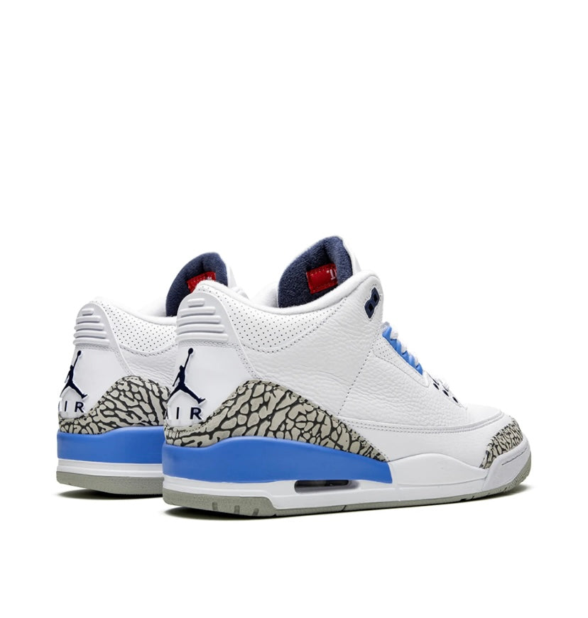 Air Jordan 3 Retro OG “UNC”
